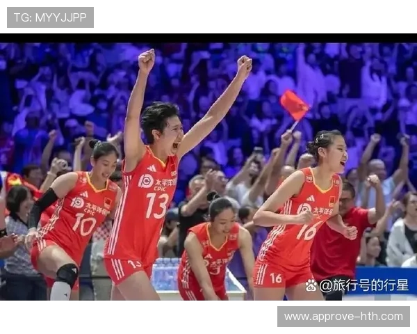 中国女排激战泰国队力争晋级决赛 郎平带队展现强大实力